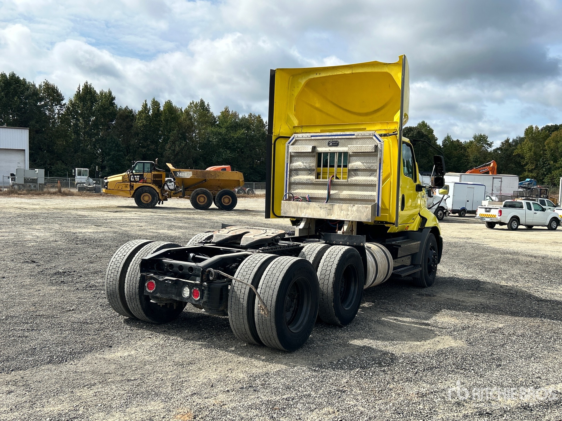 2020 International RH613