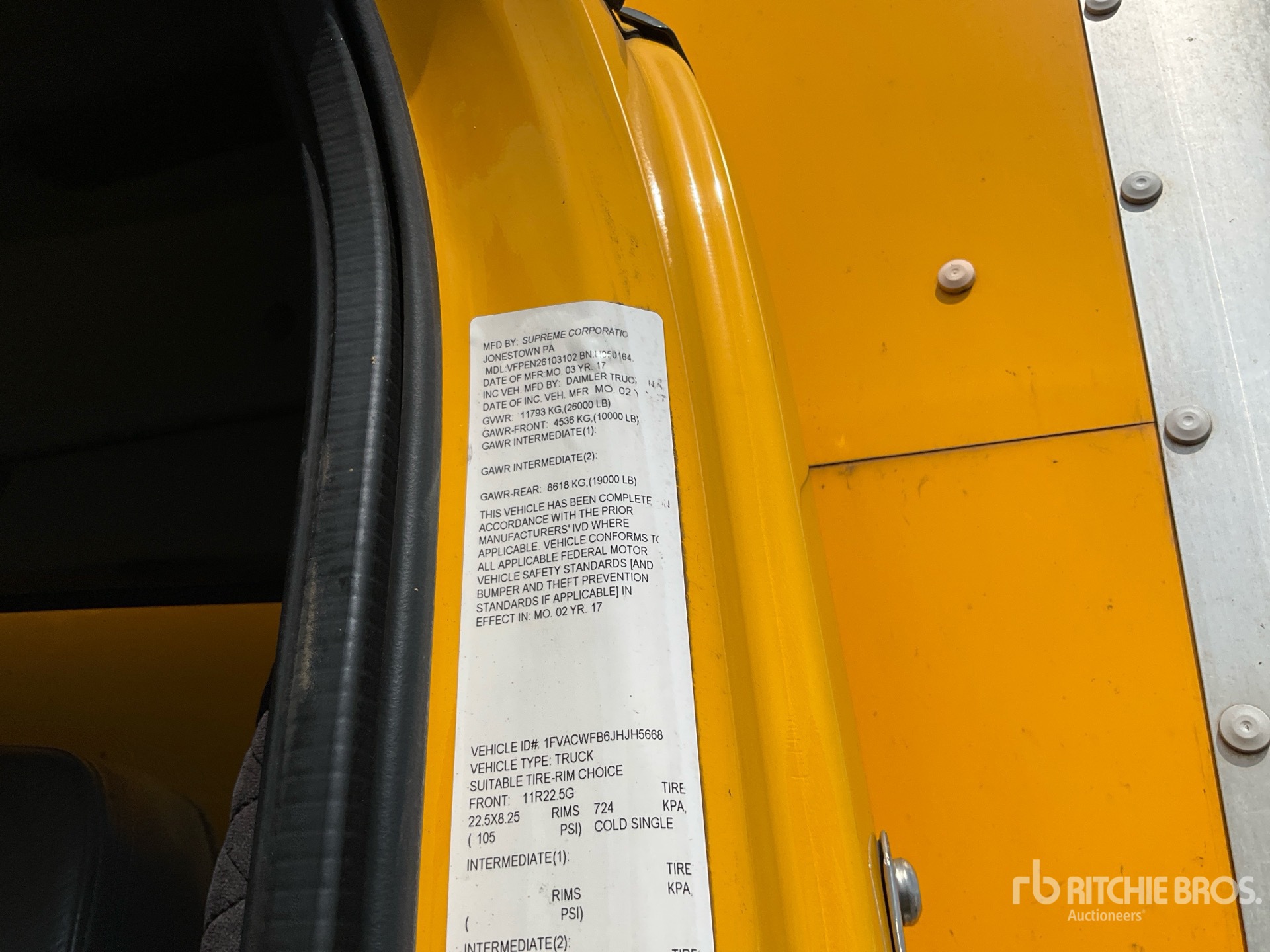 2018 Freightliner M2 106