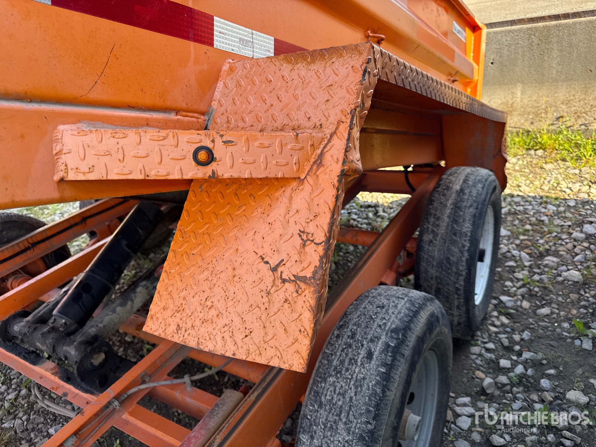 2019 Pratt EZD11762