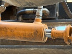 Hydraulics with Side Shift Cylinder