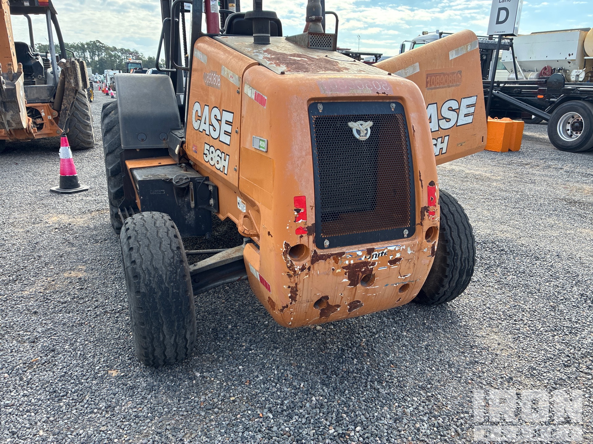 2018 Case 586H