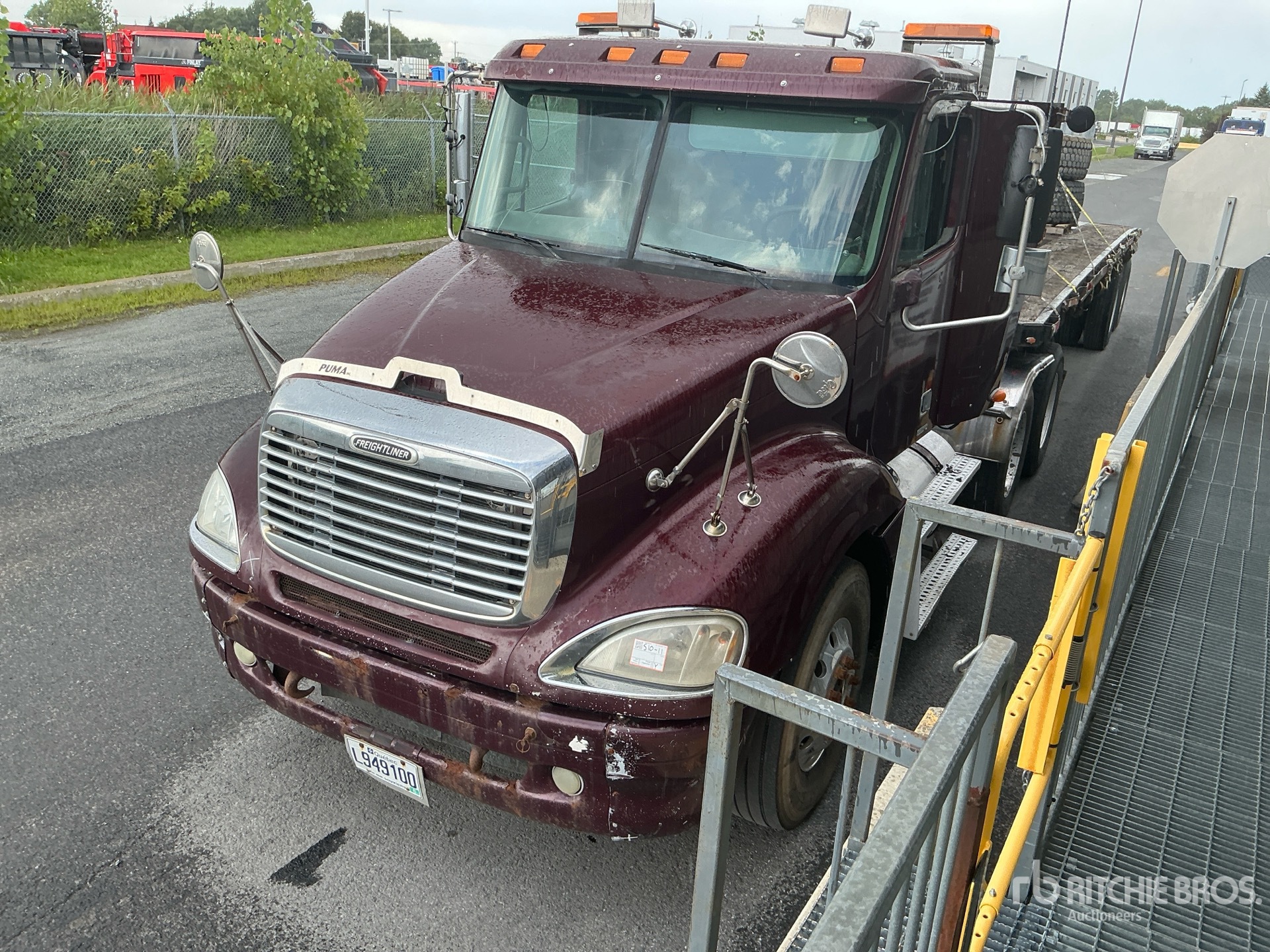 2001 Freightliner COLUMBIA 120