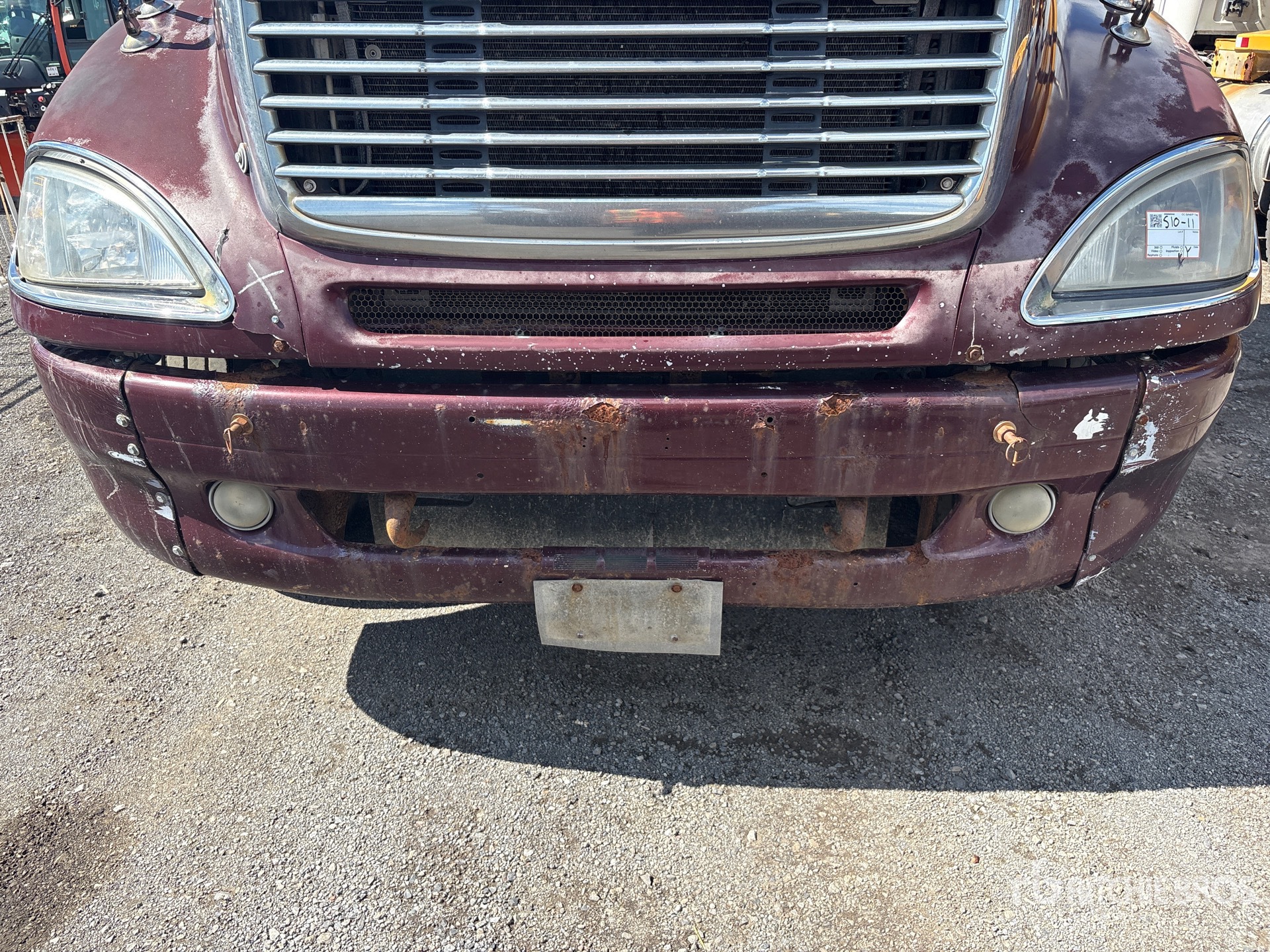 2001 Freightliner COLUMBIA 120