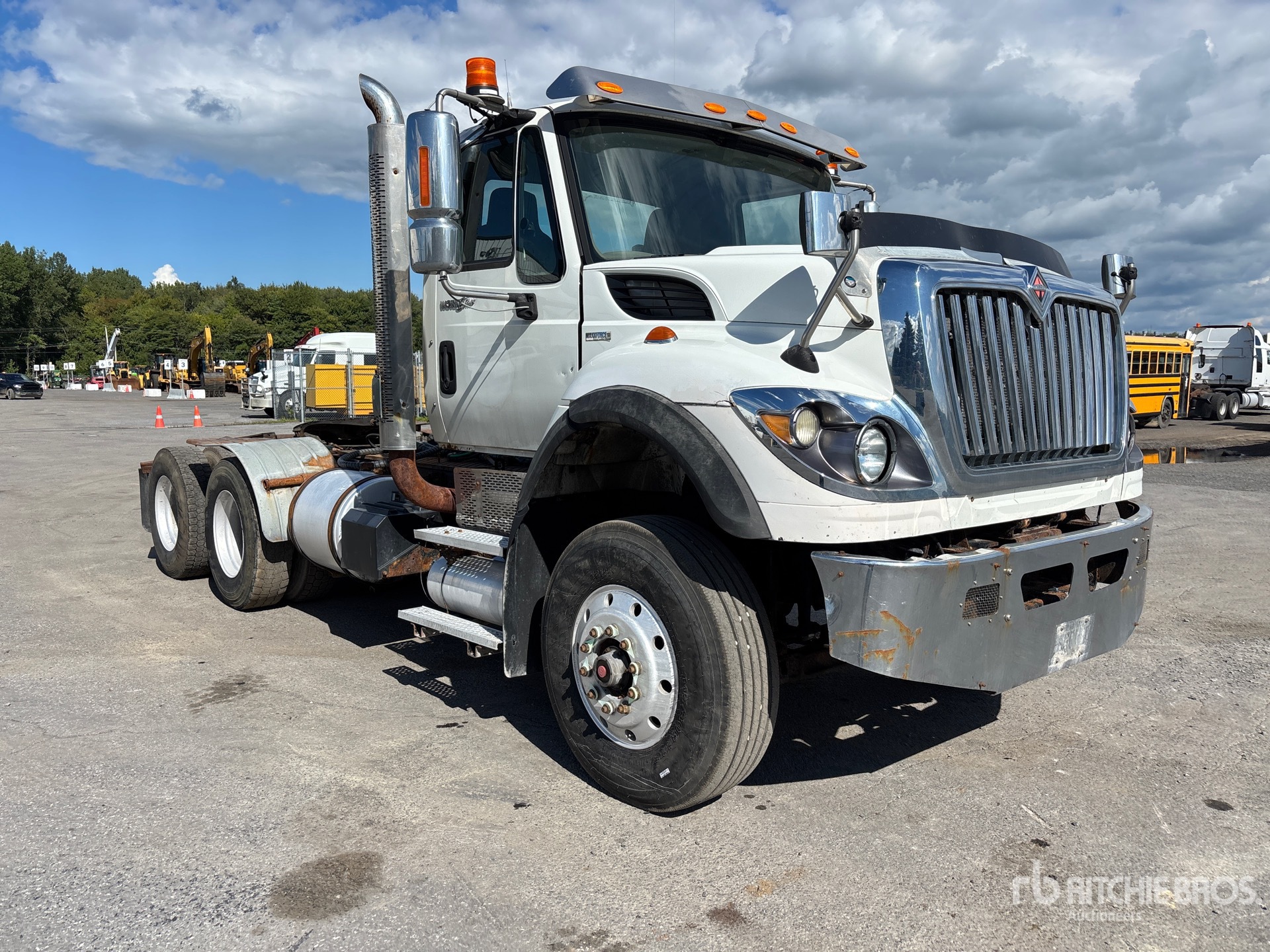 2010 International 7600