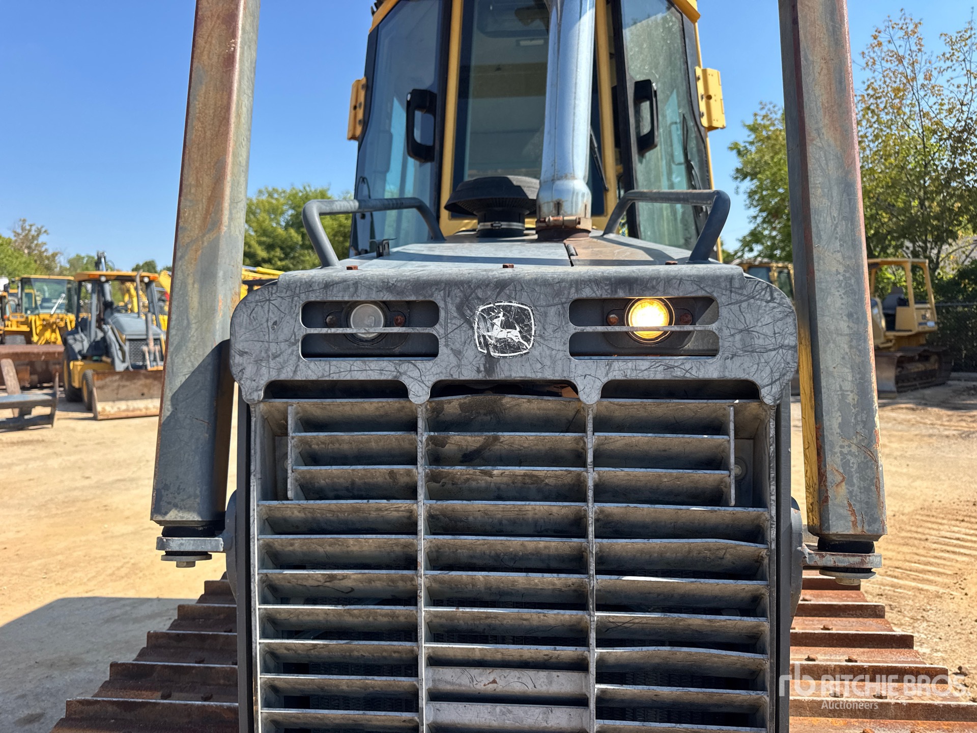 2004 John Deere 550H LT