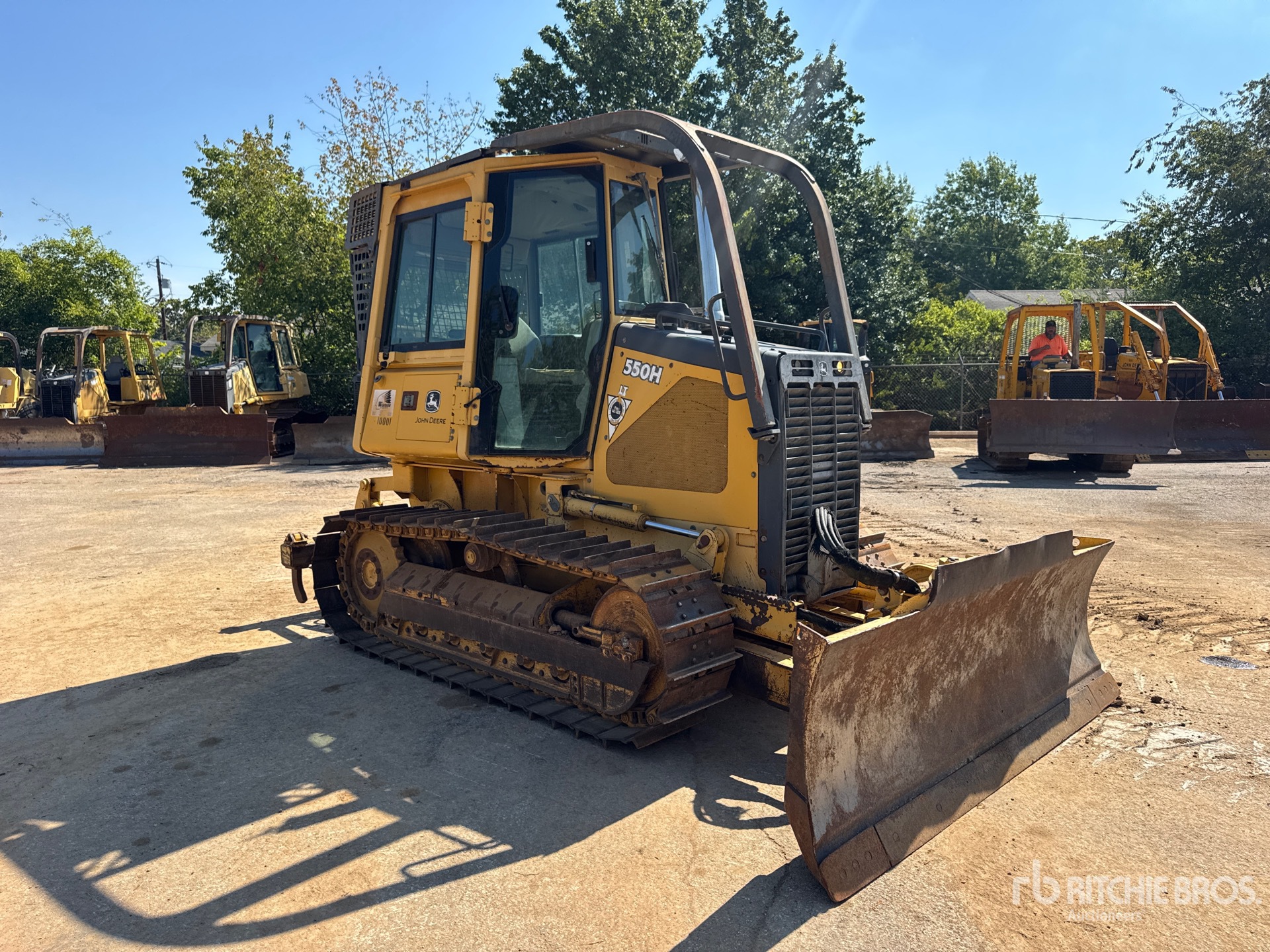 2004 John Deere 550H LT