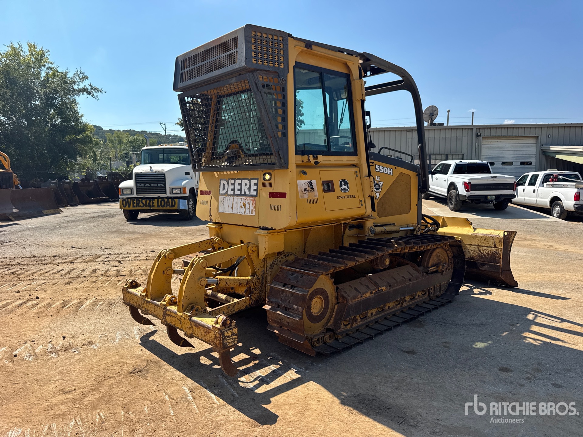 2004 John Deere 550H LT