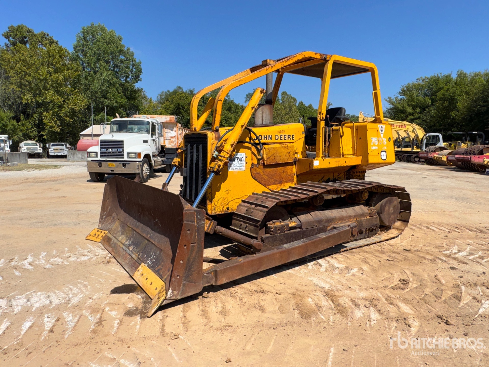 1990 John Deere 750B