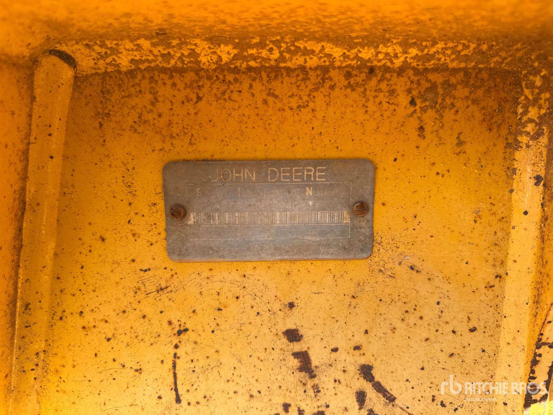 2001 John Deere 700H