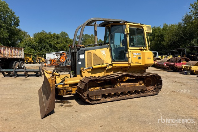 2001 John Deere 700H Crawler Dozer
