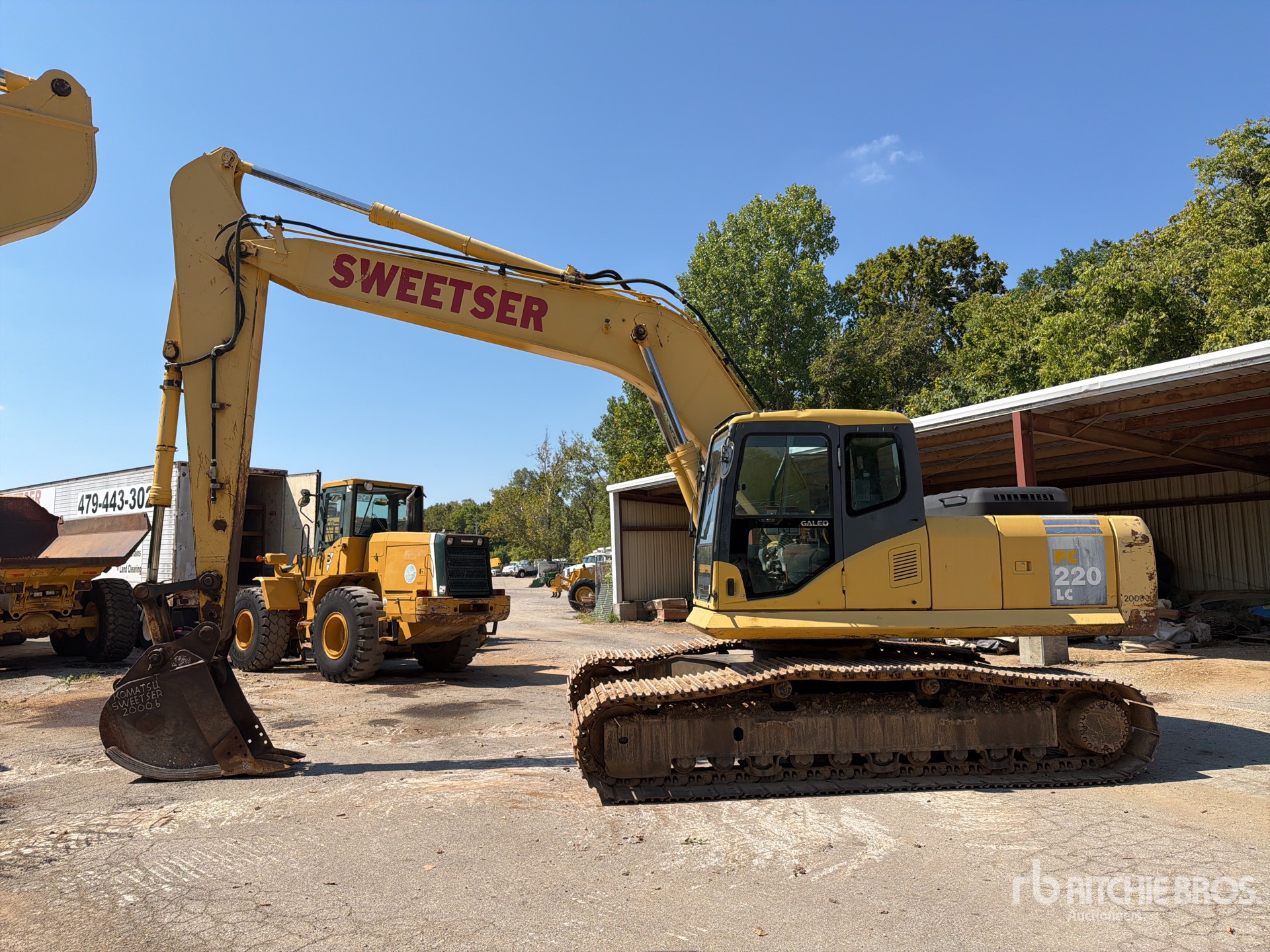 2004 Komatsu PC220LC-7