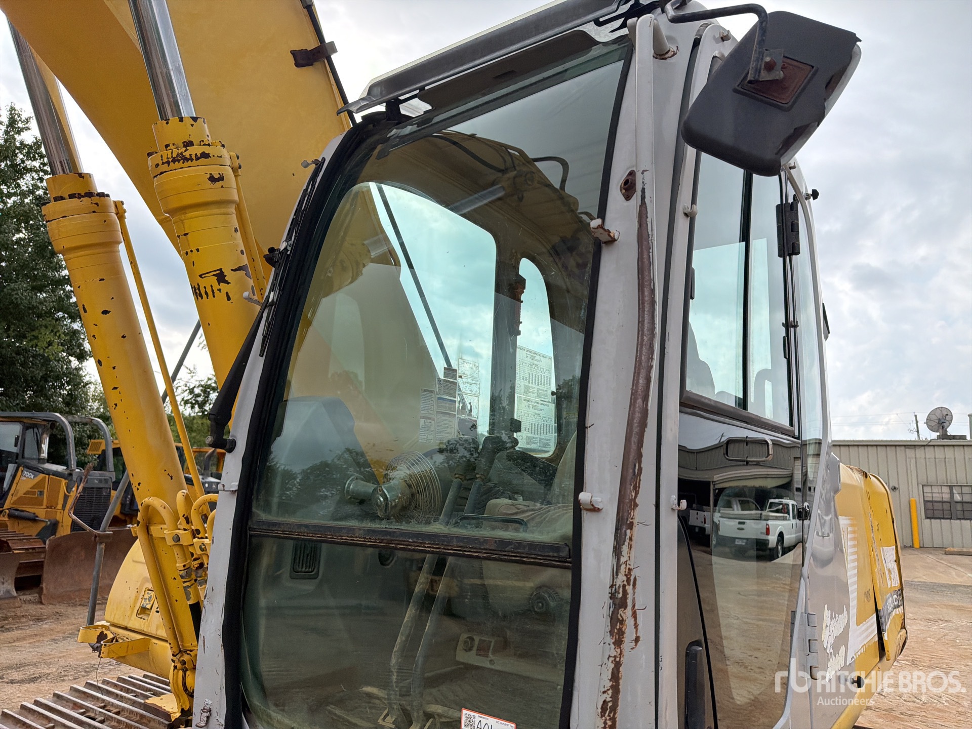 2001 Kobelco SK210 LC