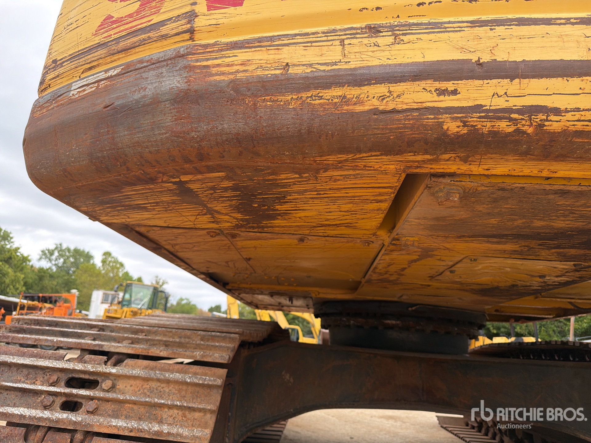 2004 Komatsu PC220LC-7