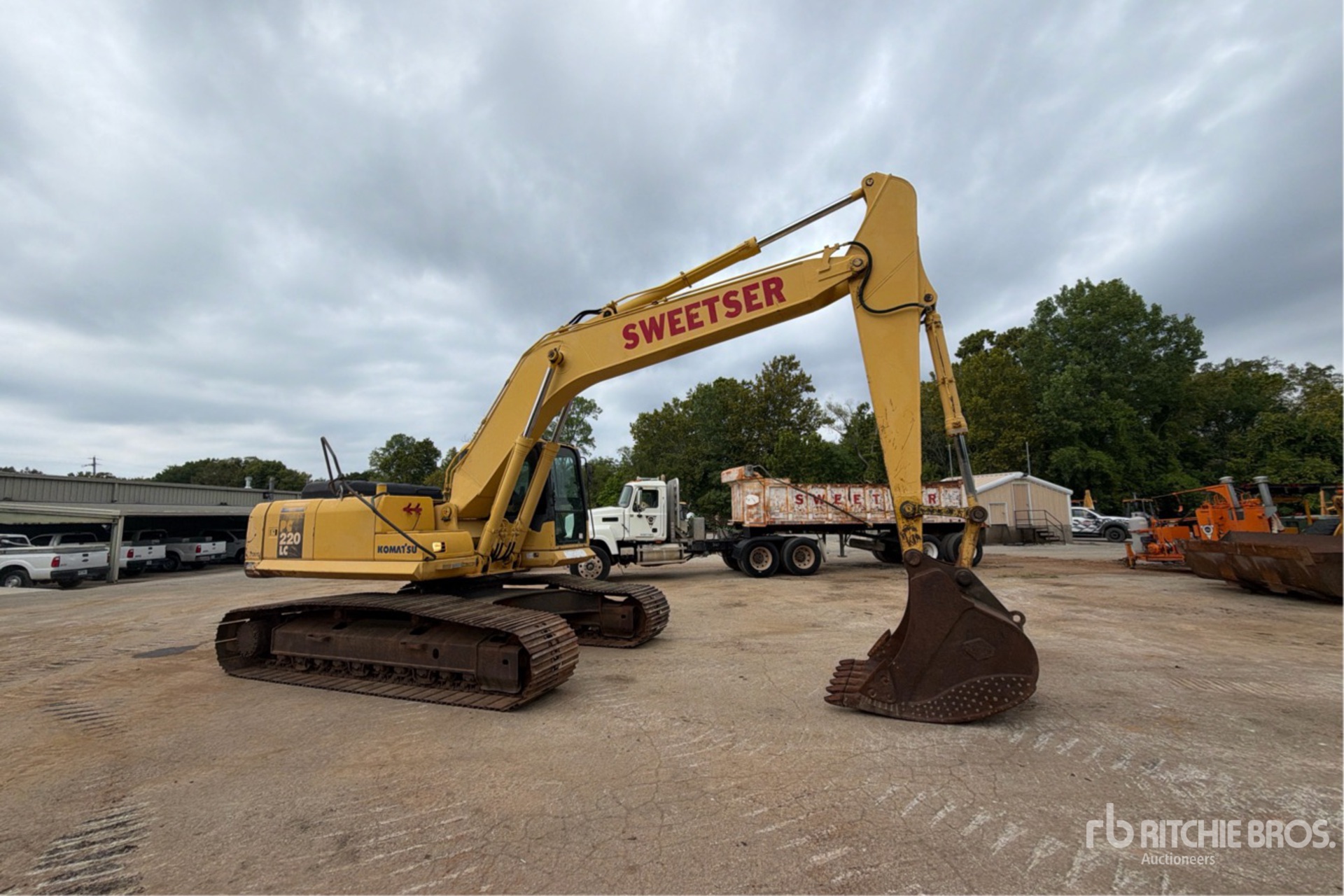 2004 Komatsu PC220LC-7