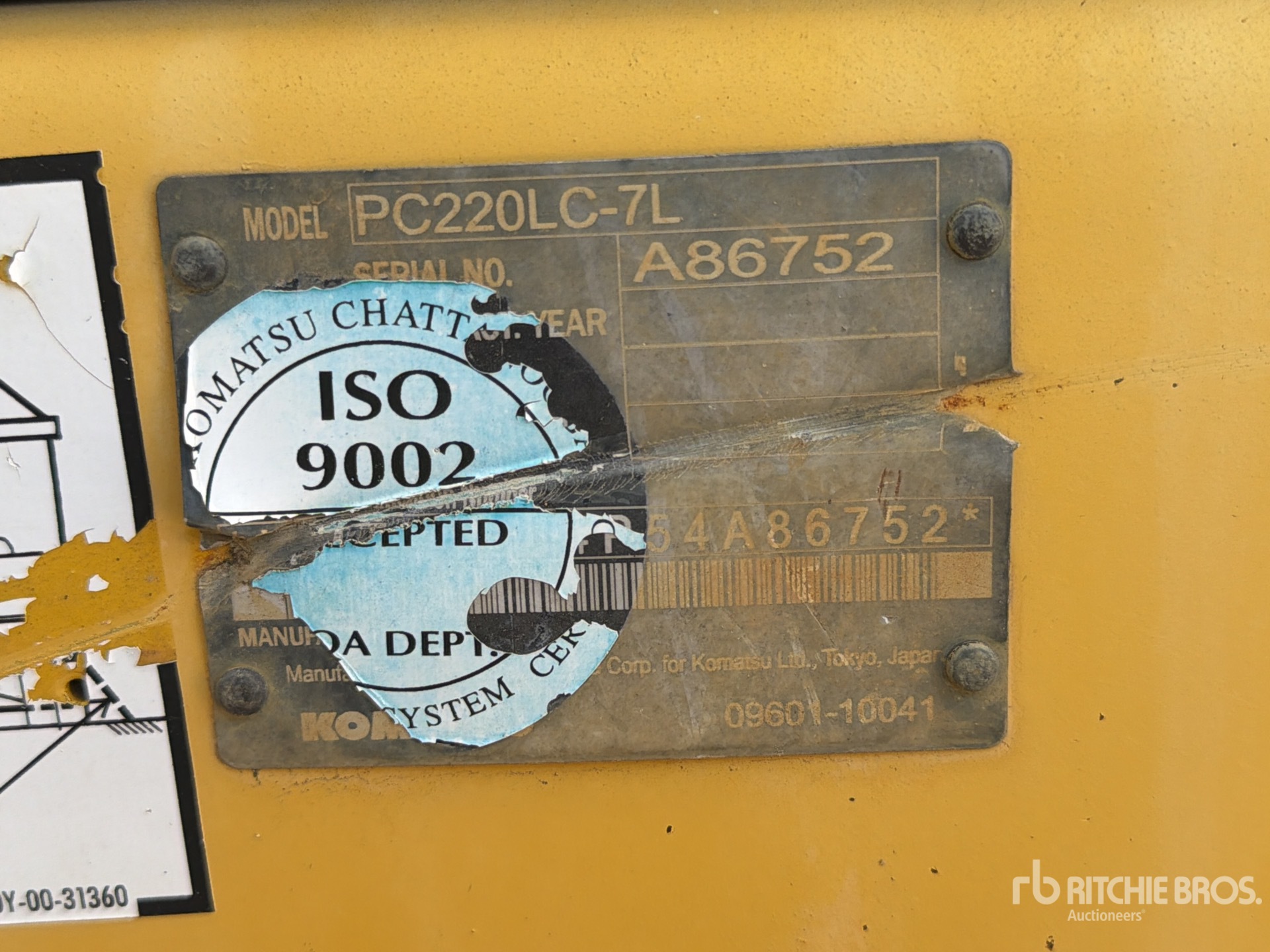 2005 Komatsu PC220LC-7