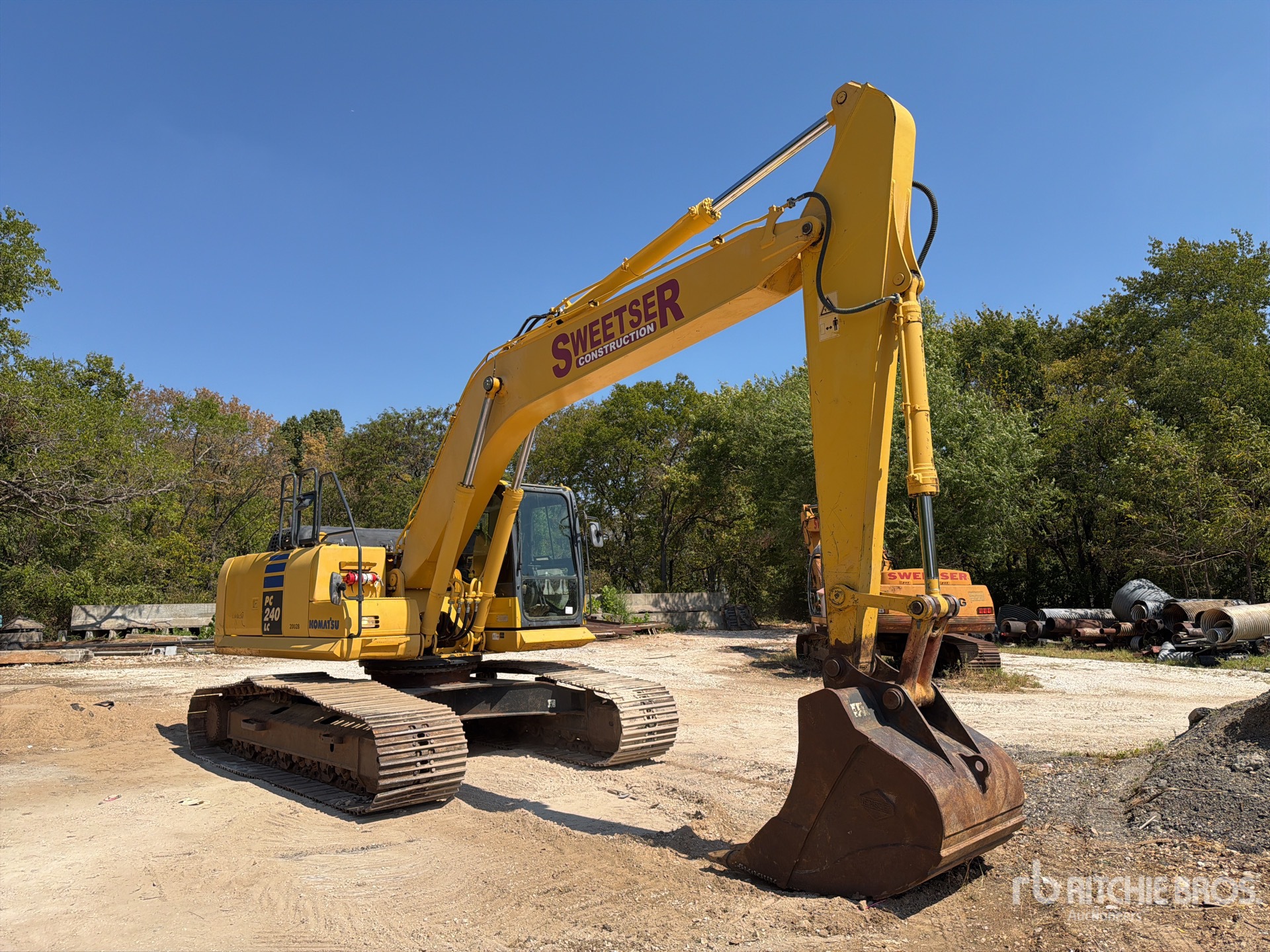 2012 Komatsu PC240LC-10