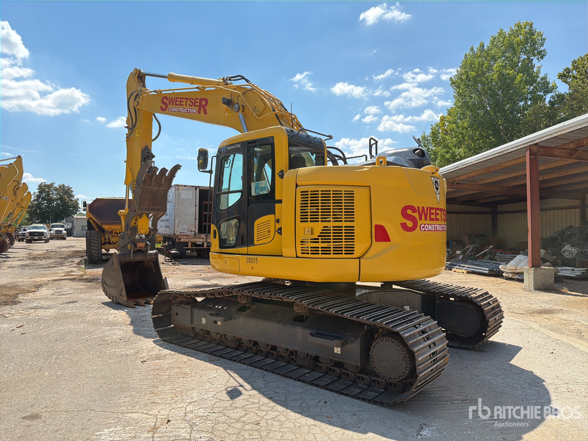 2021 Komatsu PC238USLC-11