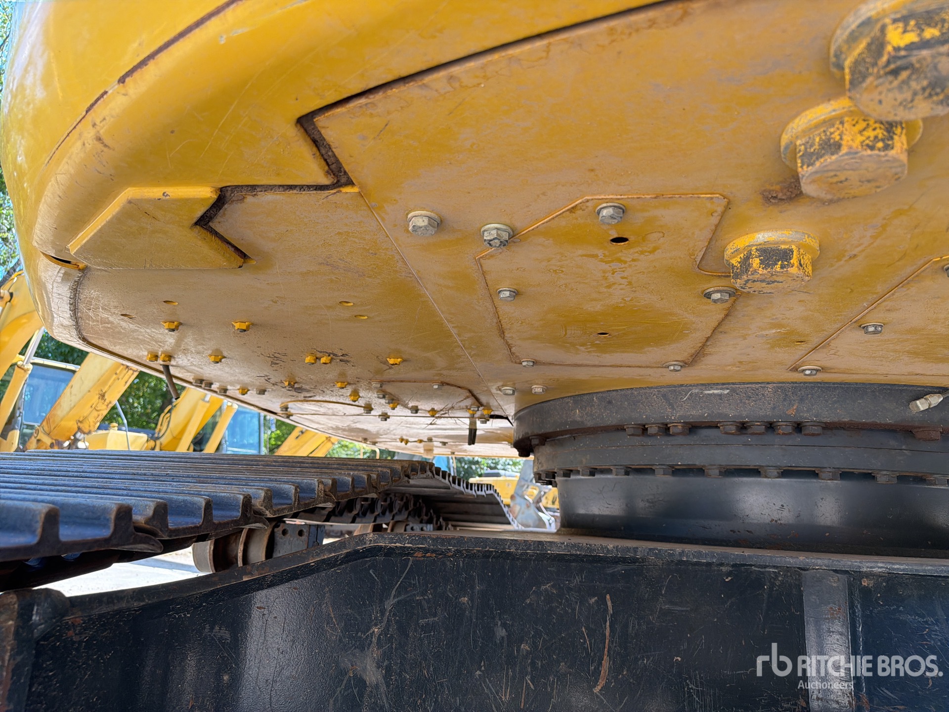 2021 Komatsu PC238USLC-11