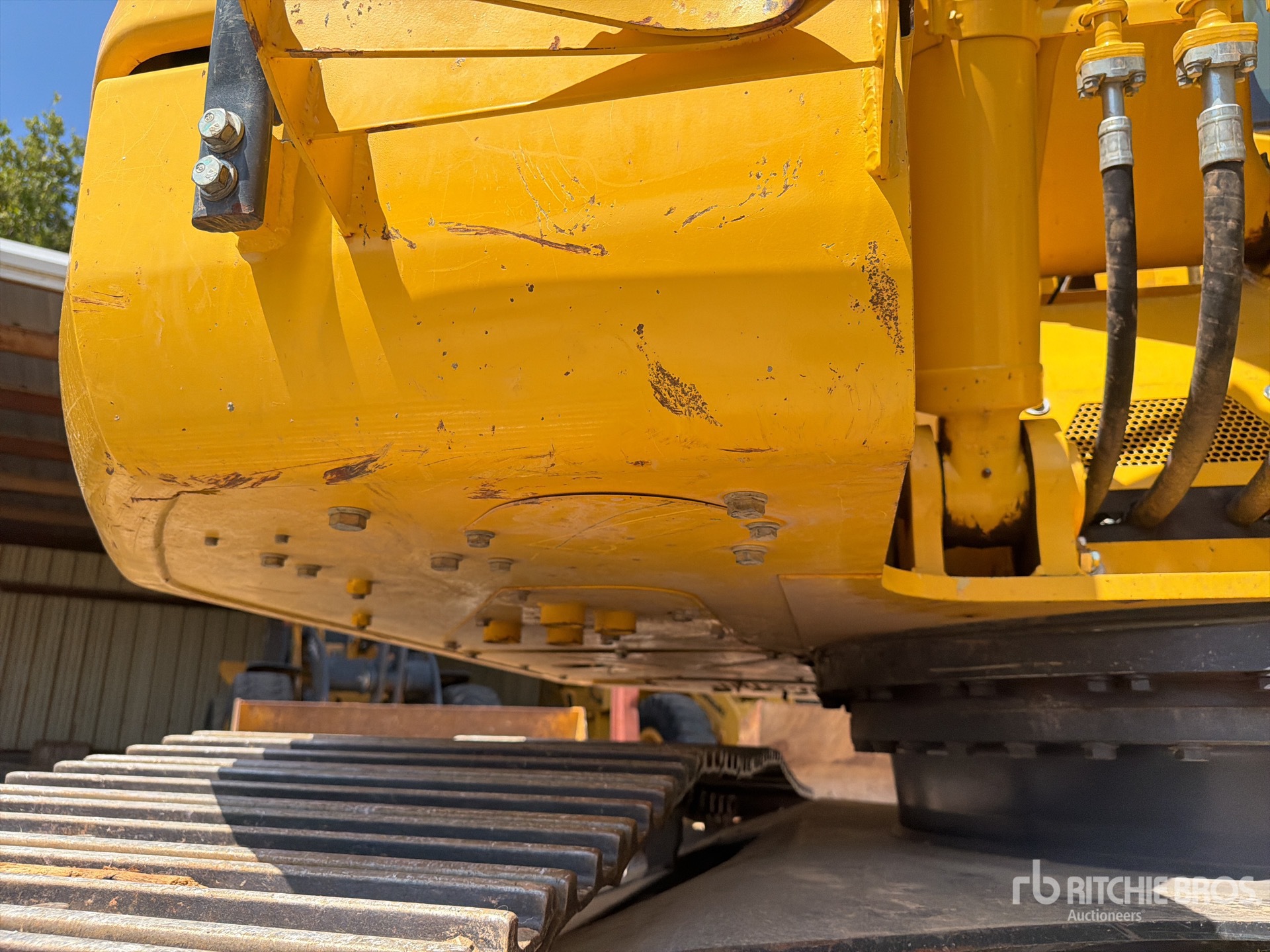 2021 Komatsu PC238USLC-11