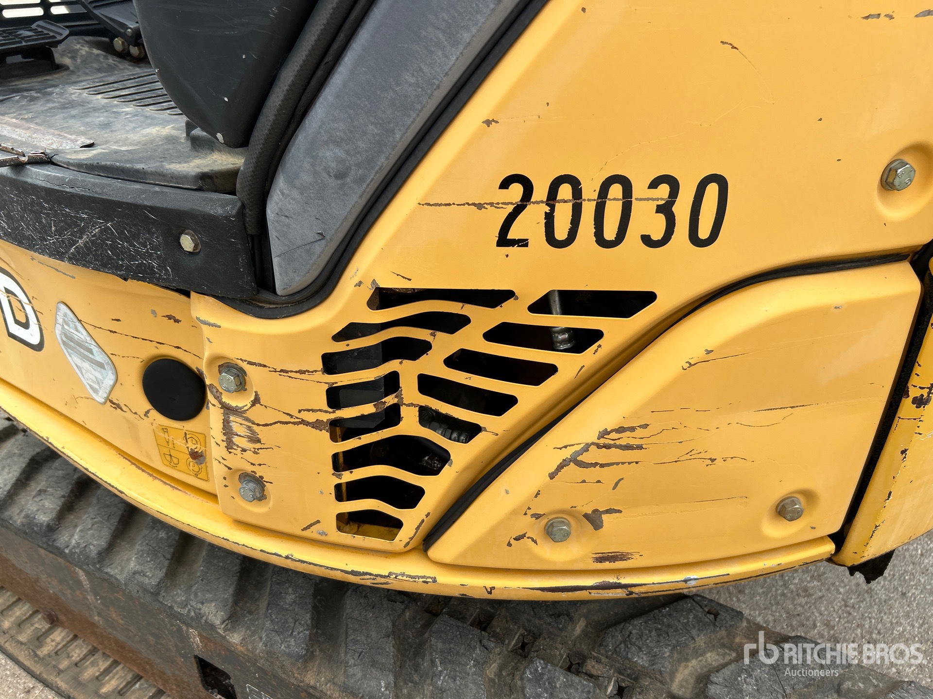 2014 John Deere 27D