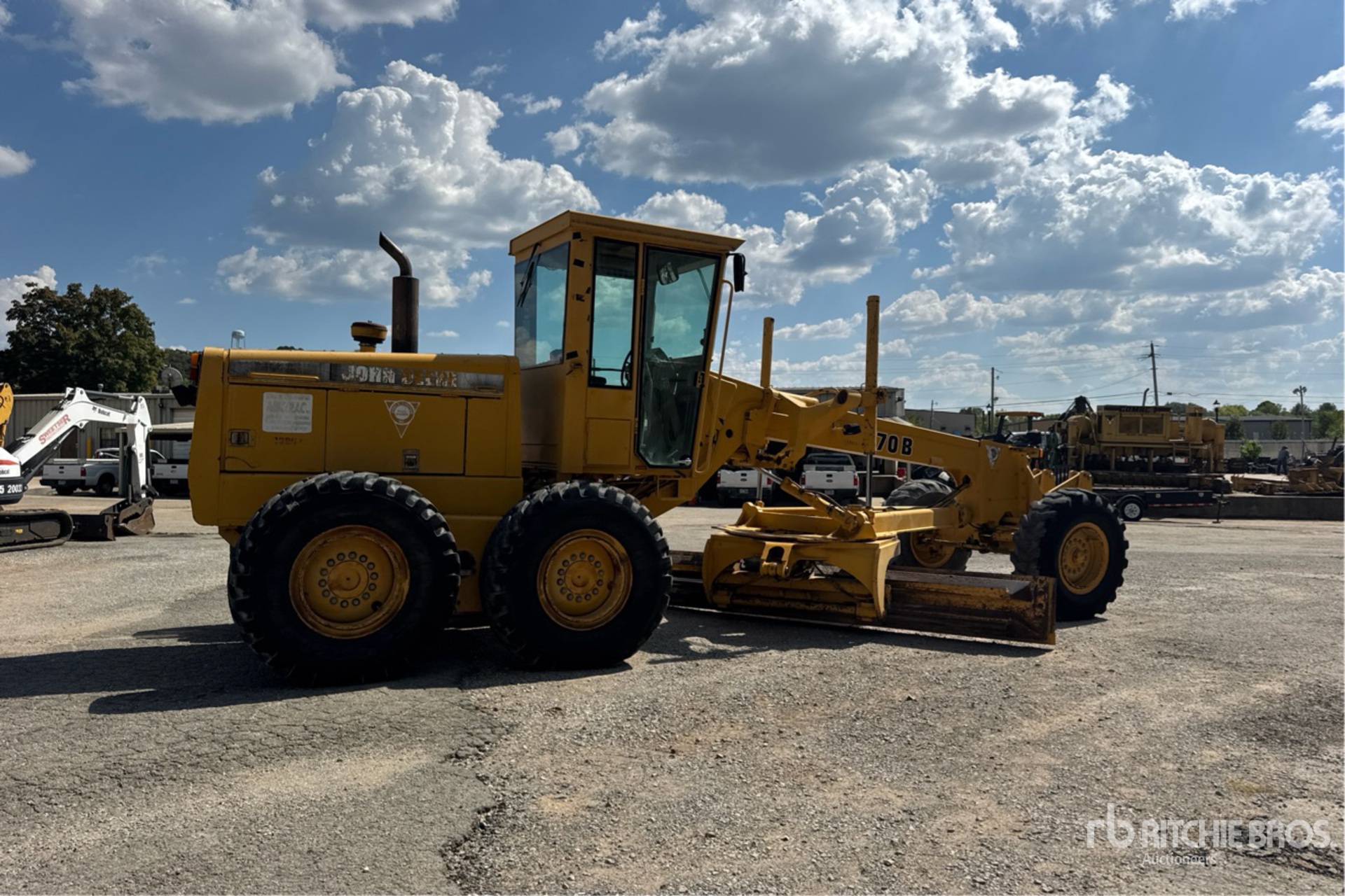 1994 John Deere 670B