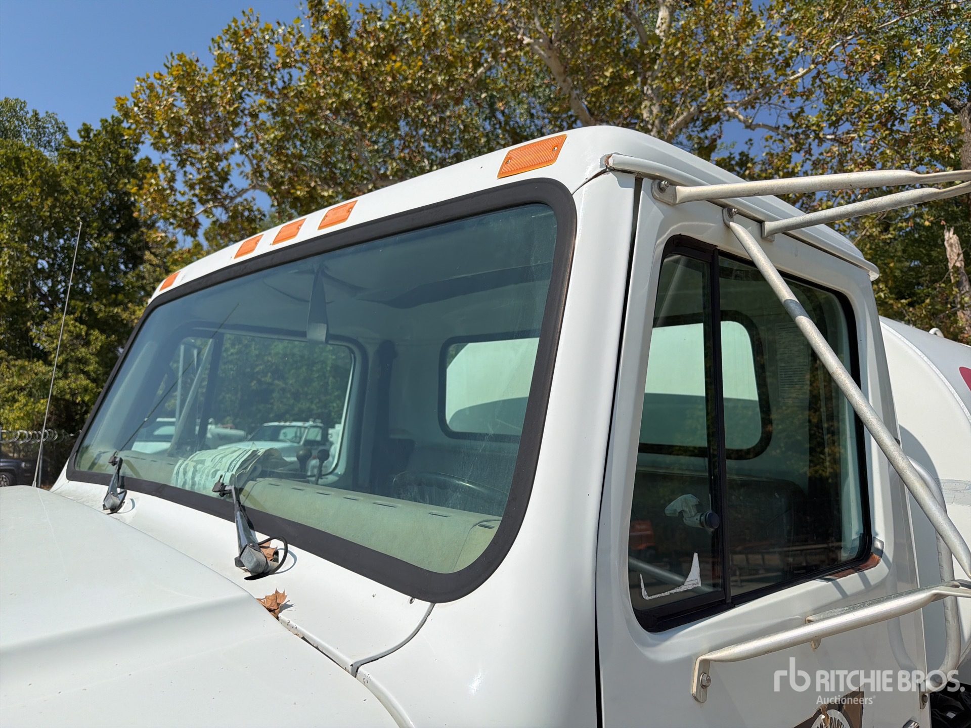 1999 International 4700