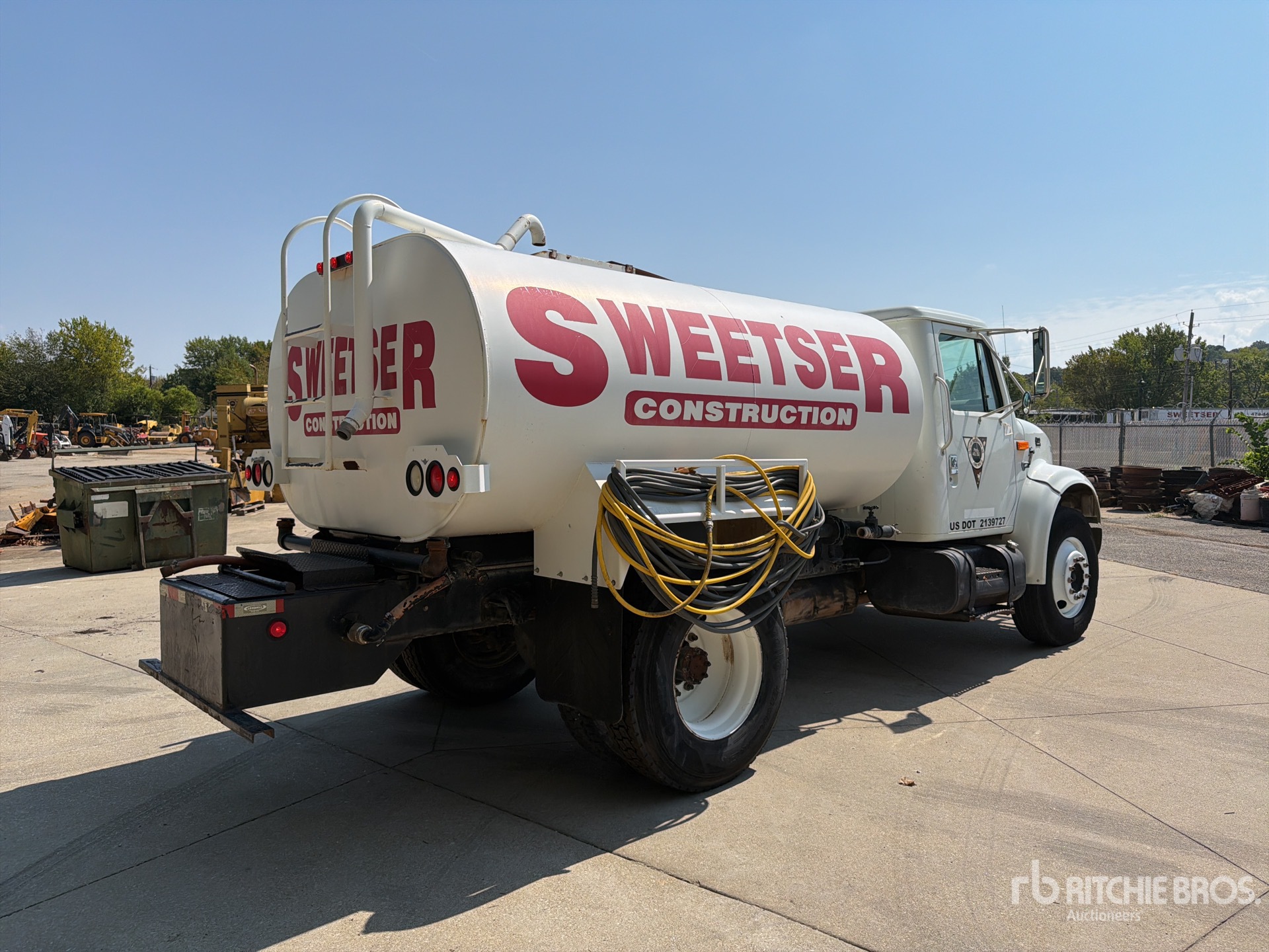 1999 International 4700