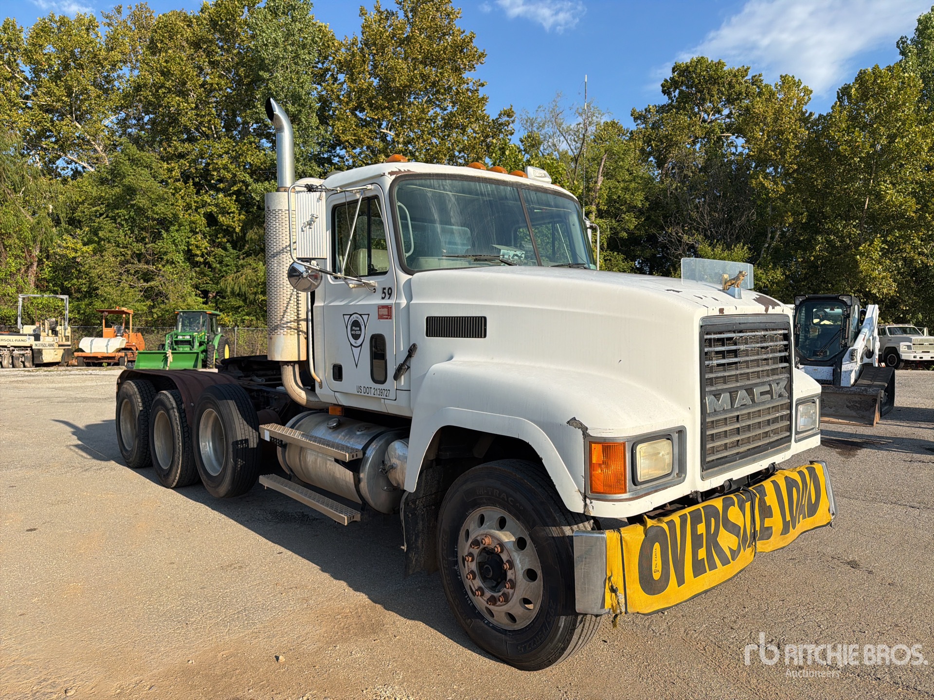 2002 Mack CH613