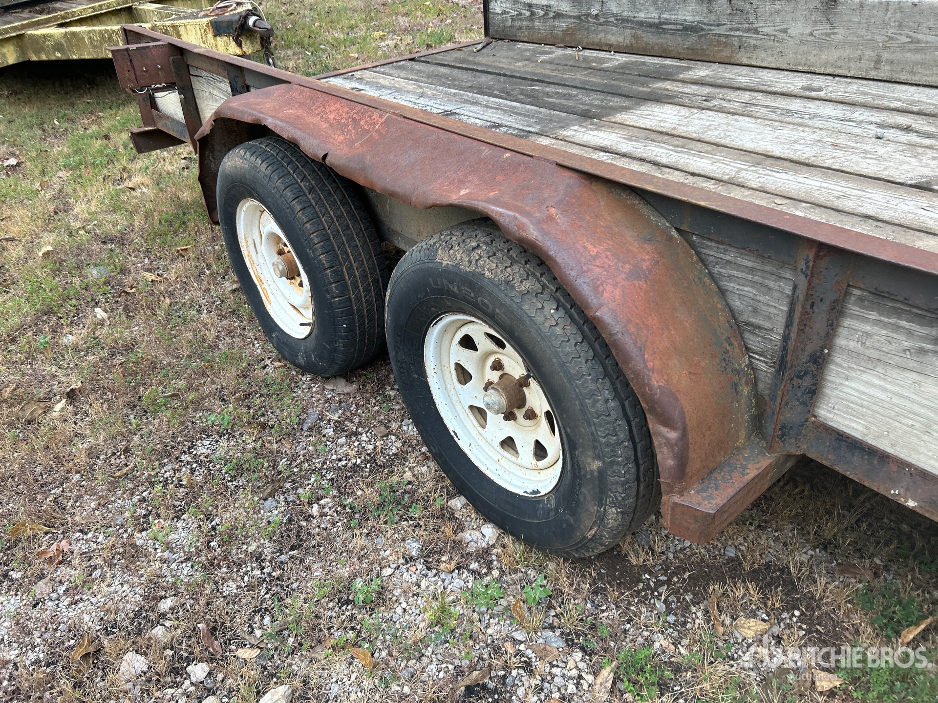 1993 Texas Bragg 16 FT T/A