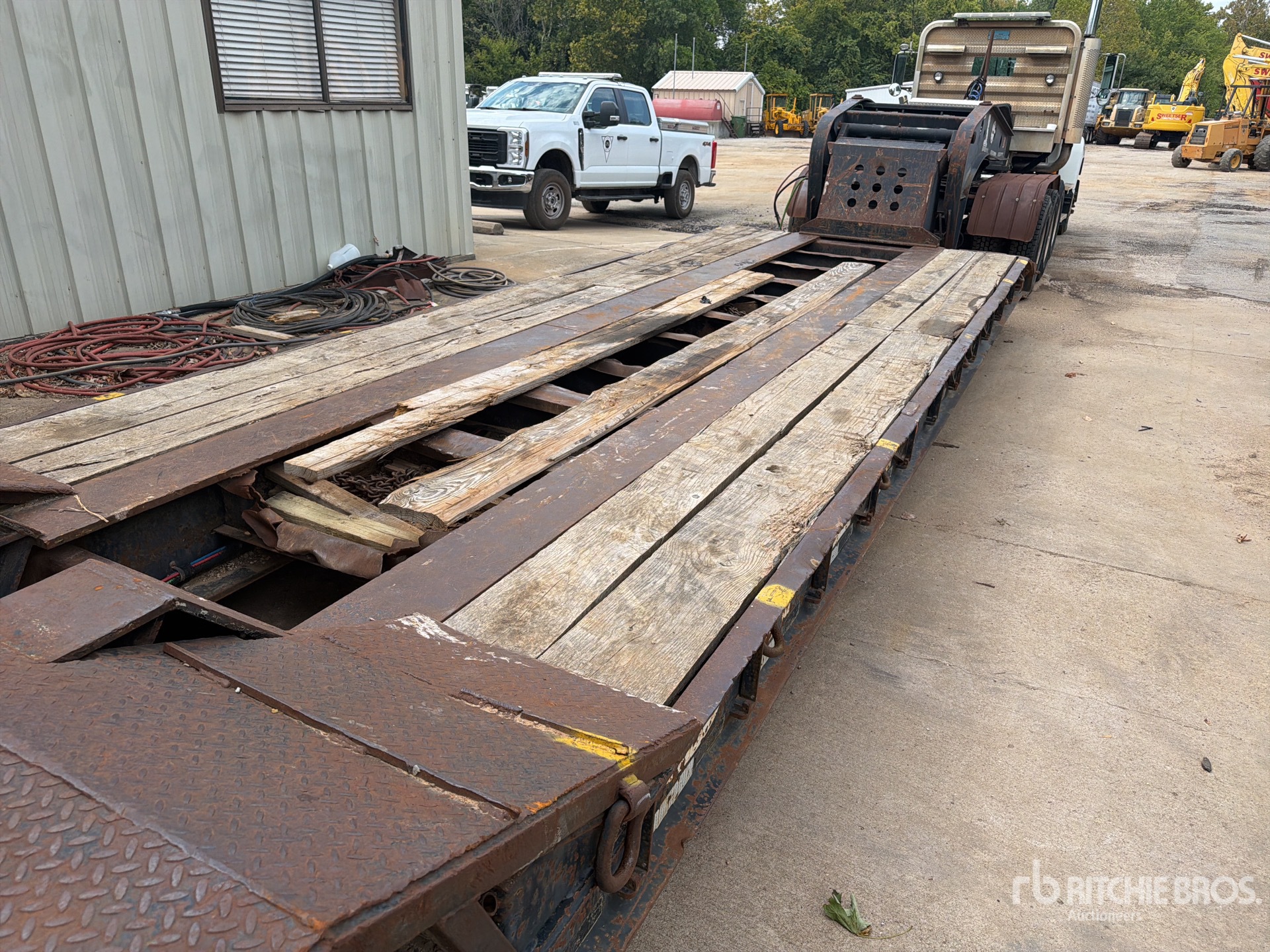 2003 Fontaine 102000 lb 48 ft Tri/A Removable ...