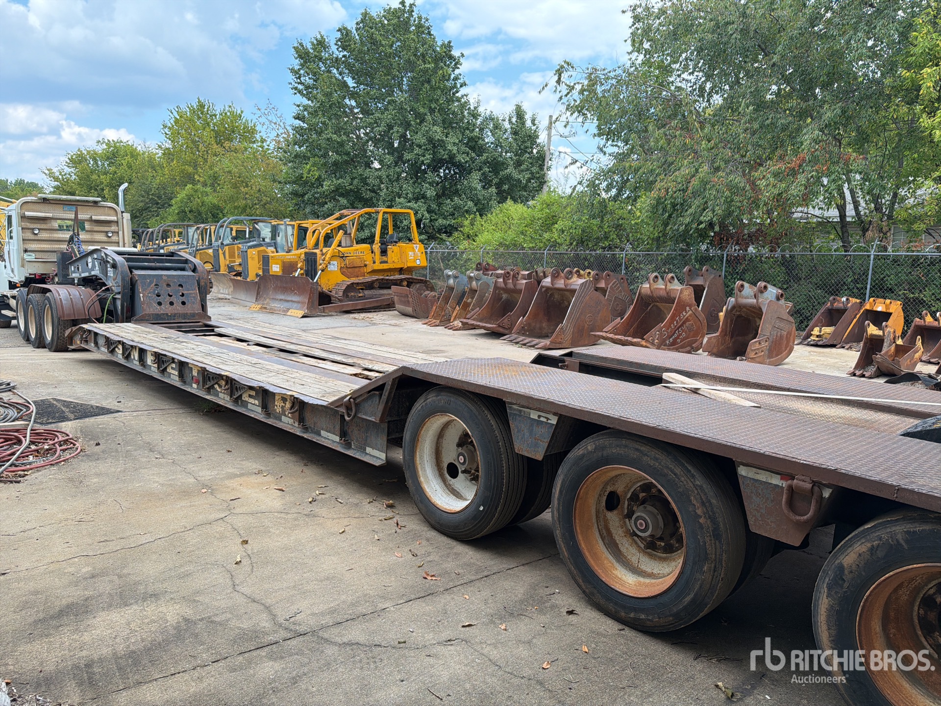 2003 Fontaine 102000 lb 48 ft Tri/A Removable ...