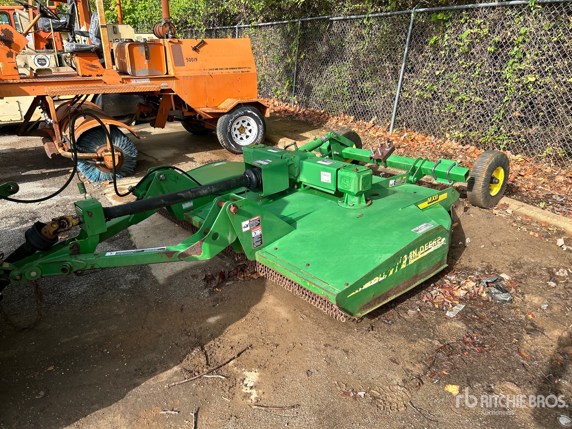  John Deere MX8