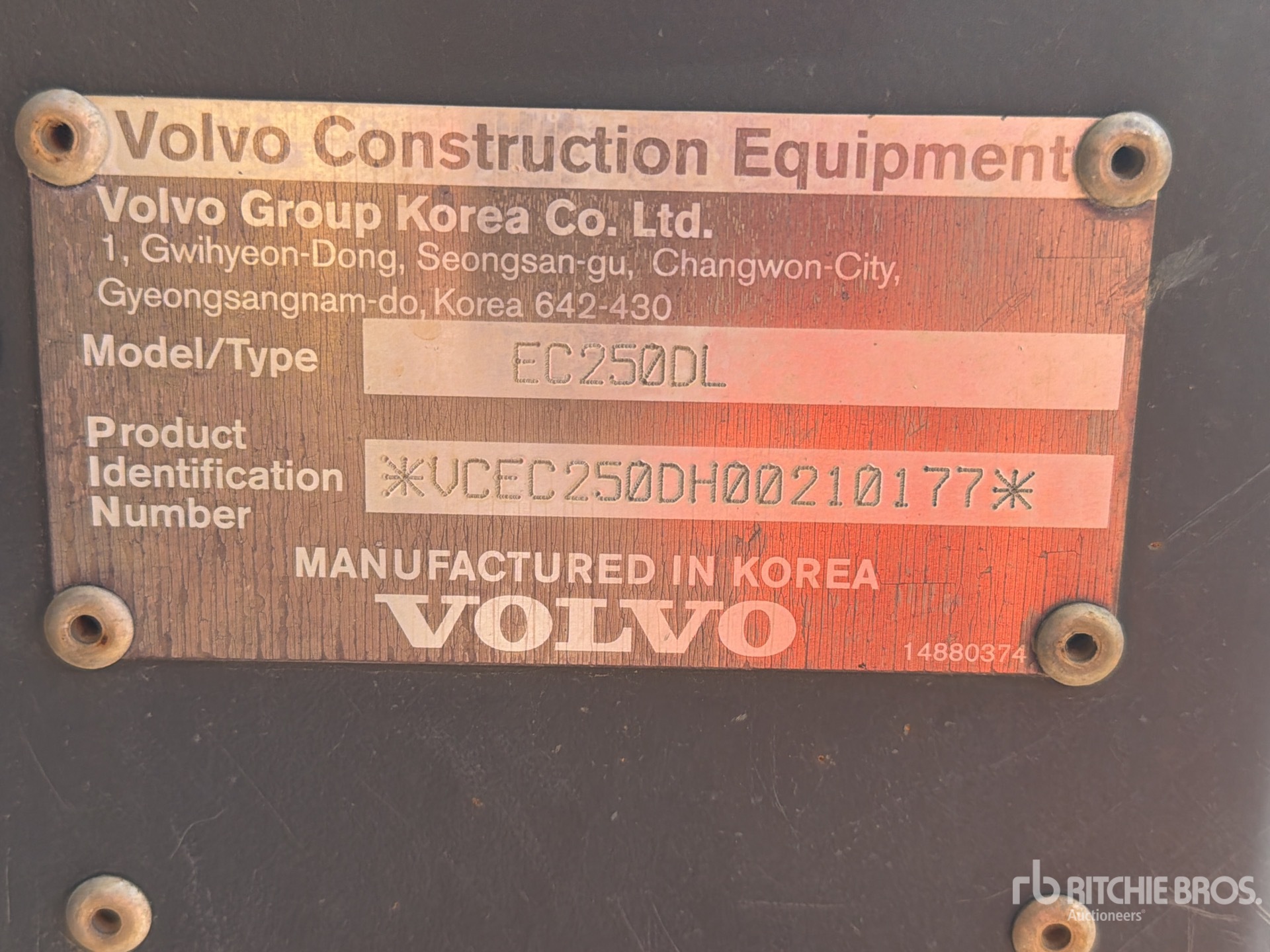 2022 Volvo EC250DL