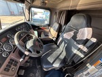 Cab with Seats/armrests