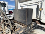 4 Underbody - Truck with Hydraulic Tank