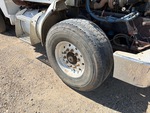 Underbody with Right Steer Tire