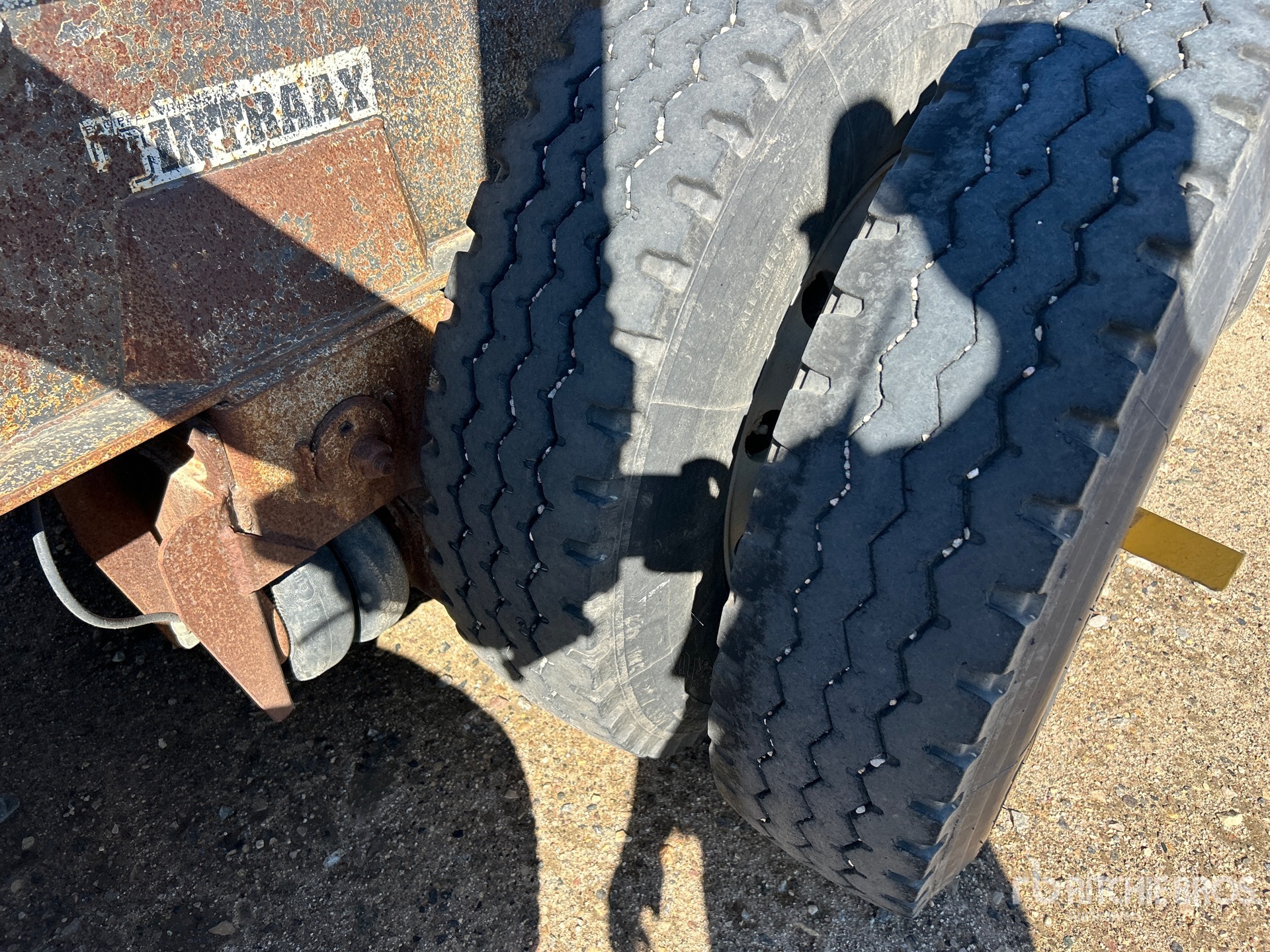 2009 Doepker Tri/A Super B-Train Lead