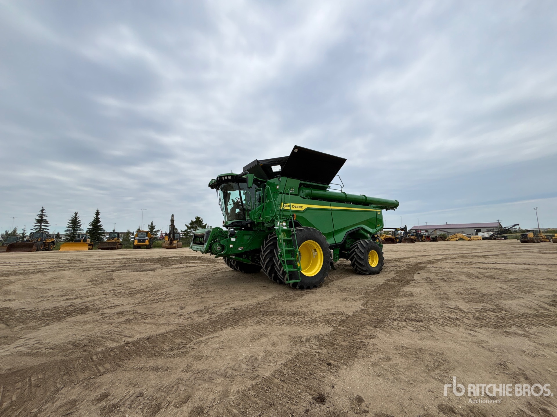 2022 John Deere X9 1100