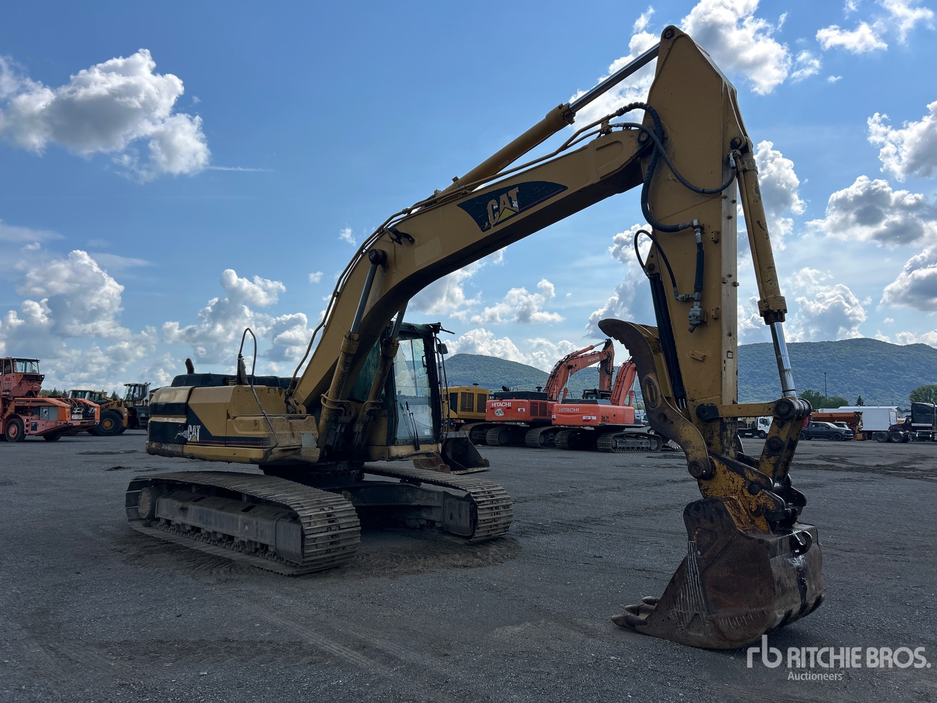 2001 Caterpillar 322B L