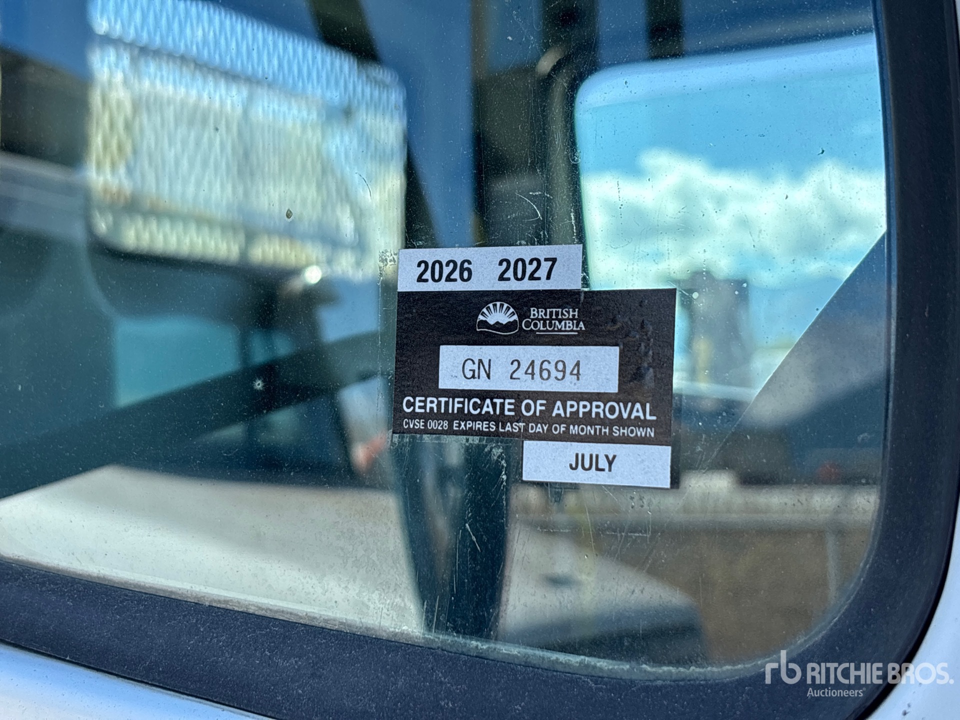 2000 Freightliner FL 60