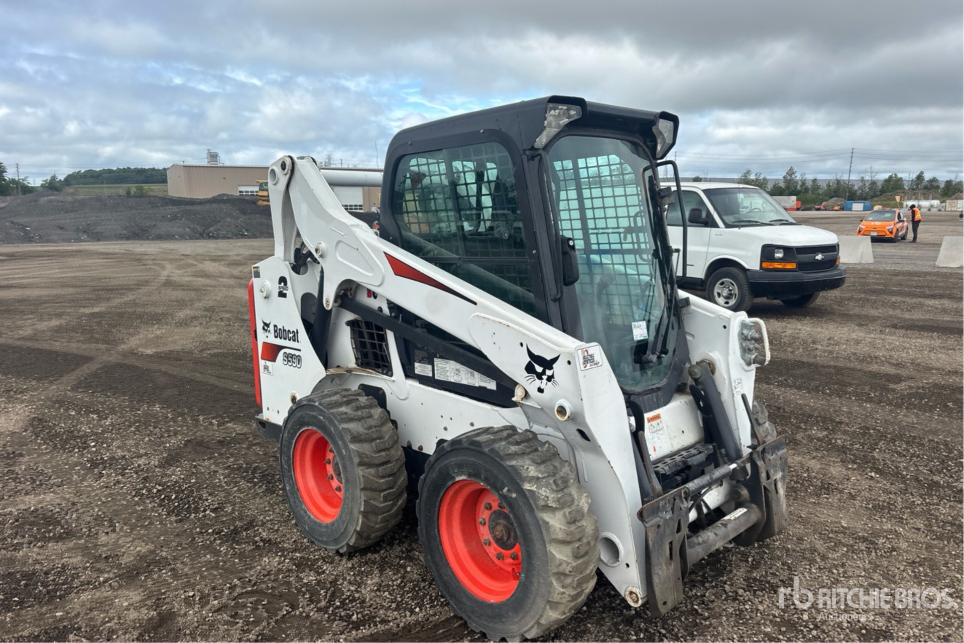 2016 Bobcat S590