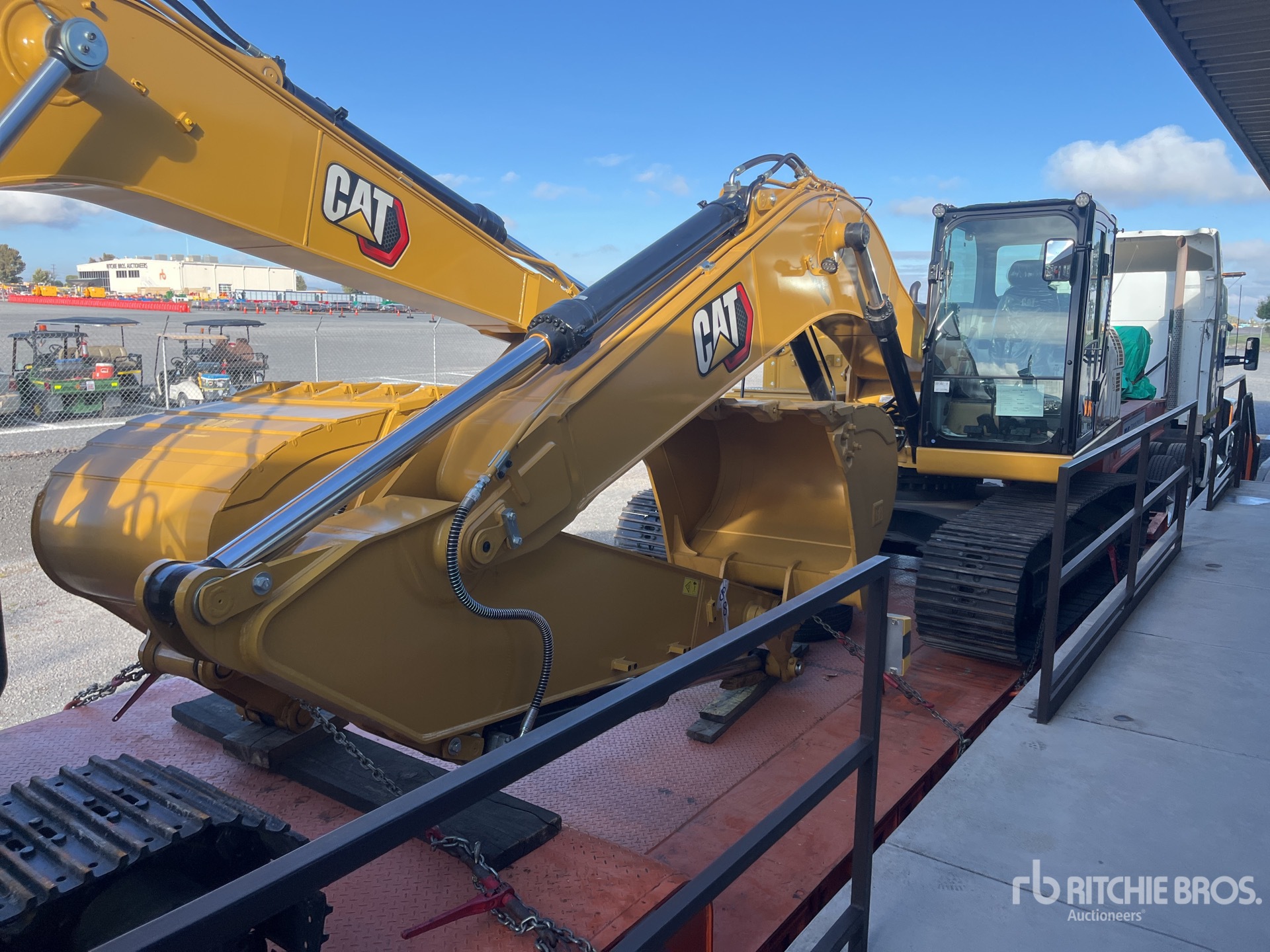 2026 Caterpillar 323G