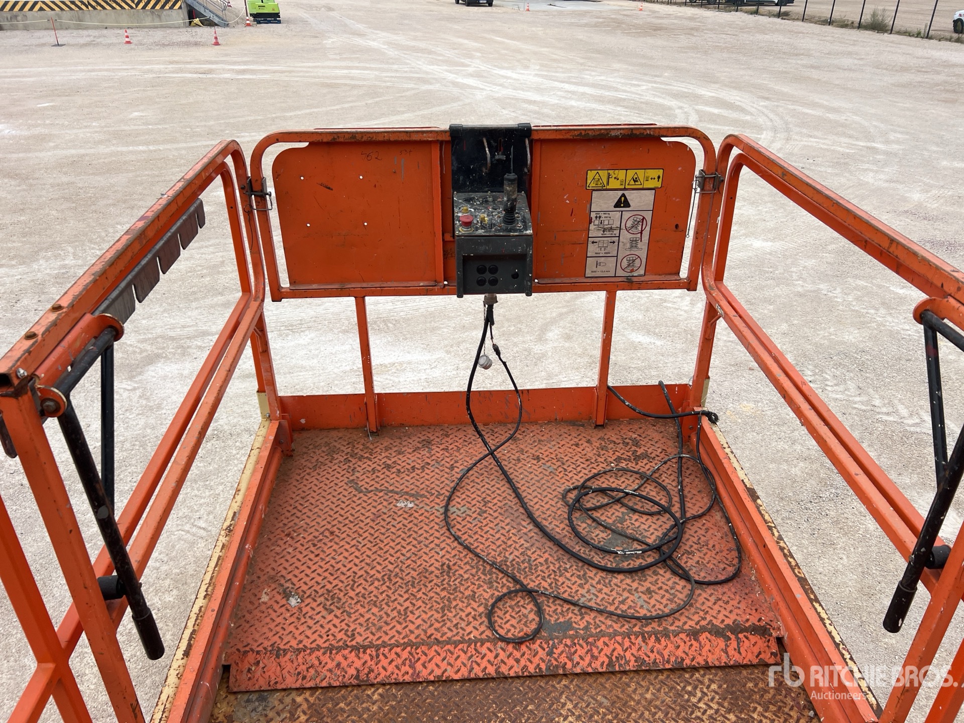 2011 JLG 4069LE