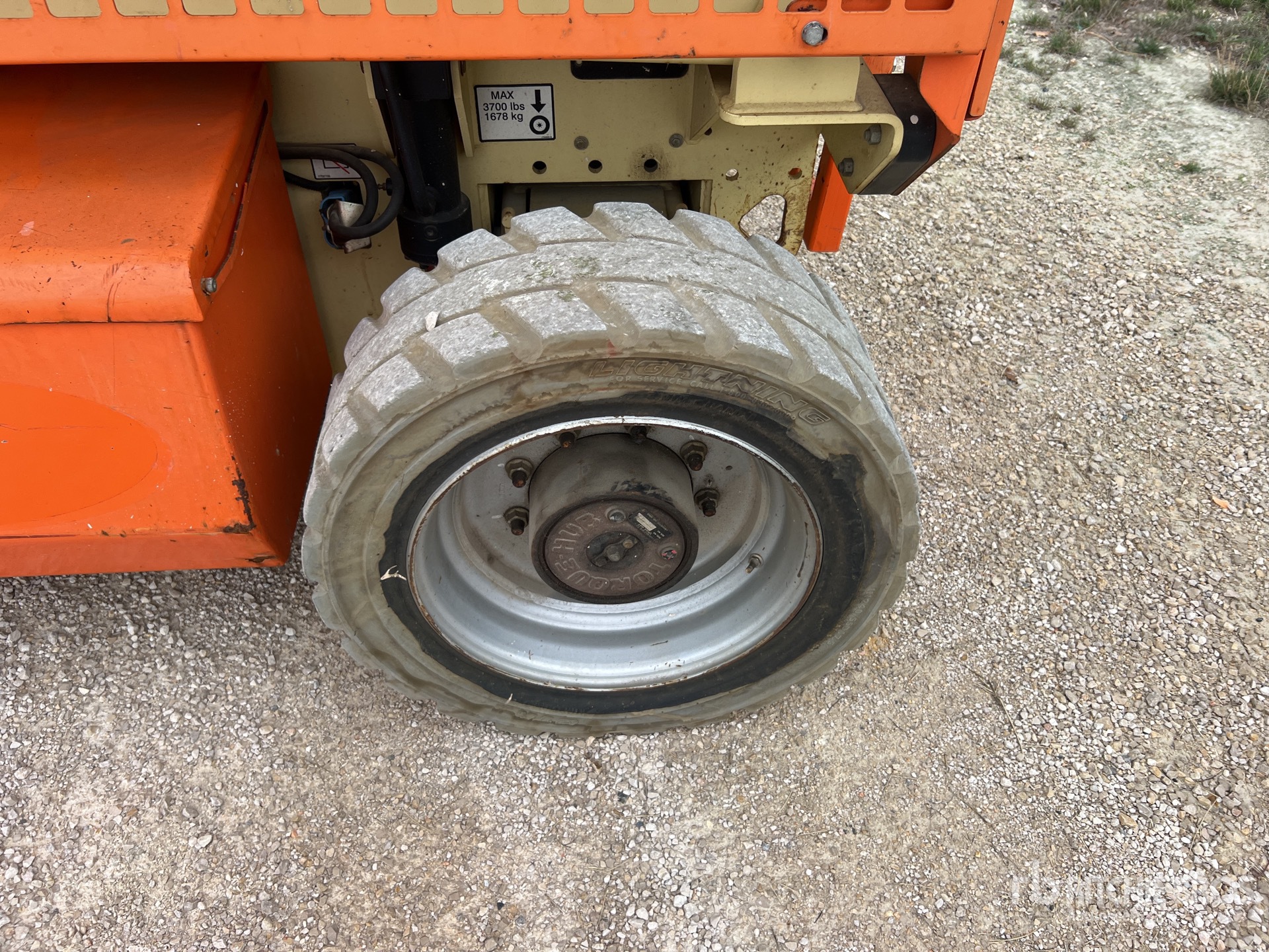2011 JLG 4069LE