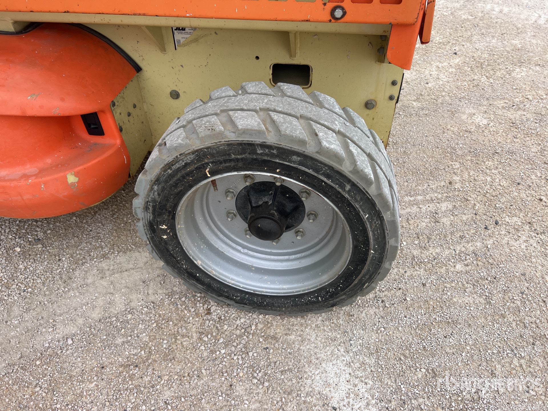 2011 JLG 4069LE