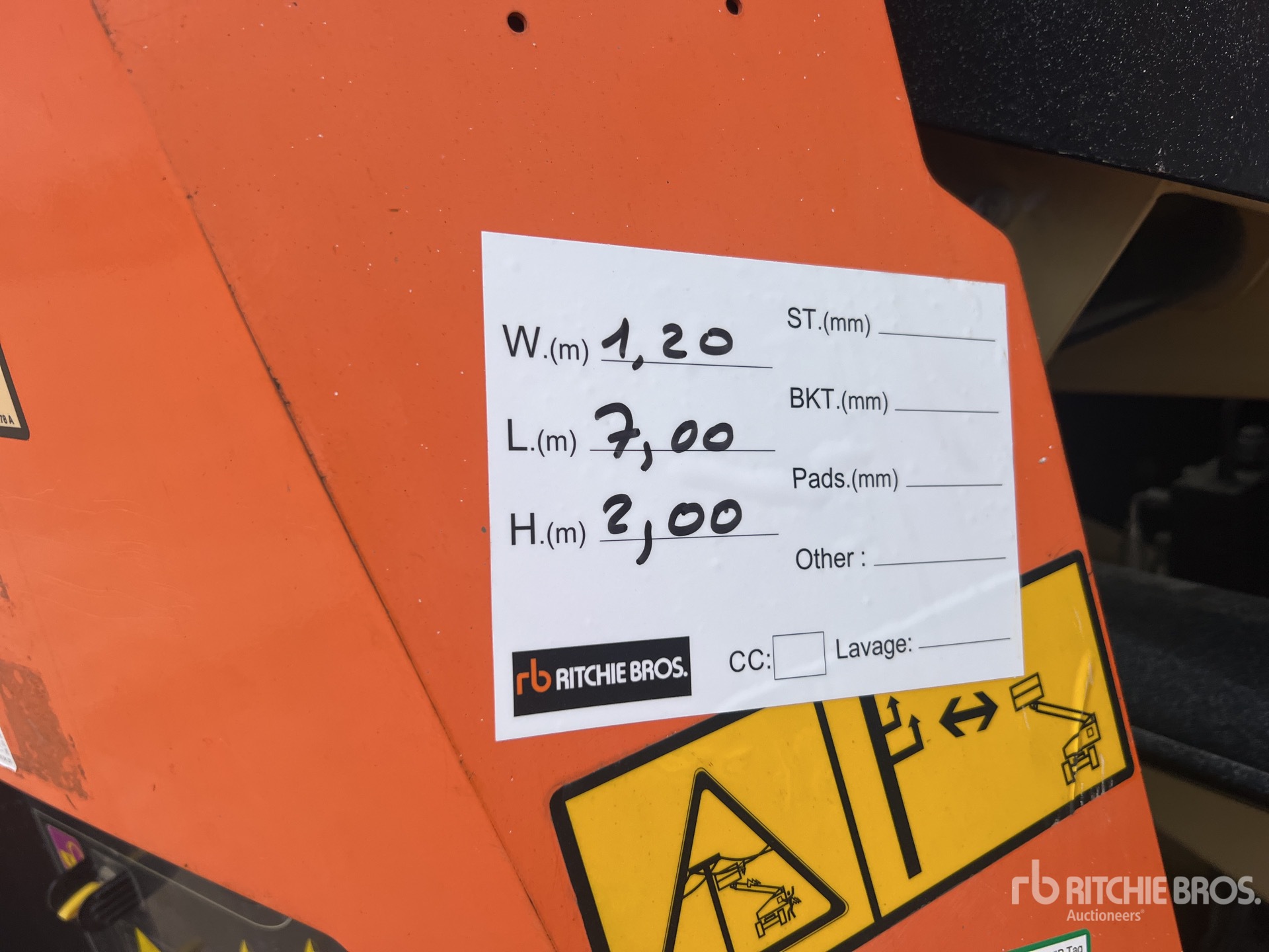 2017 JLG E300 AJP