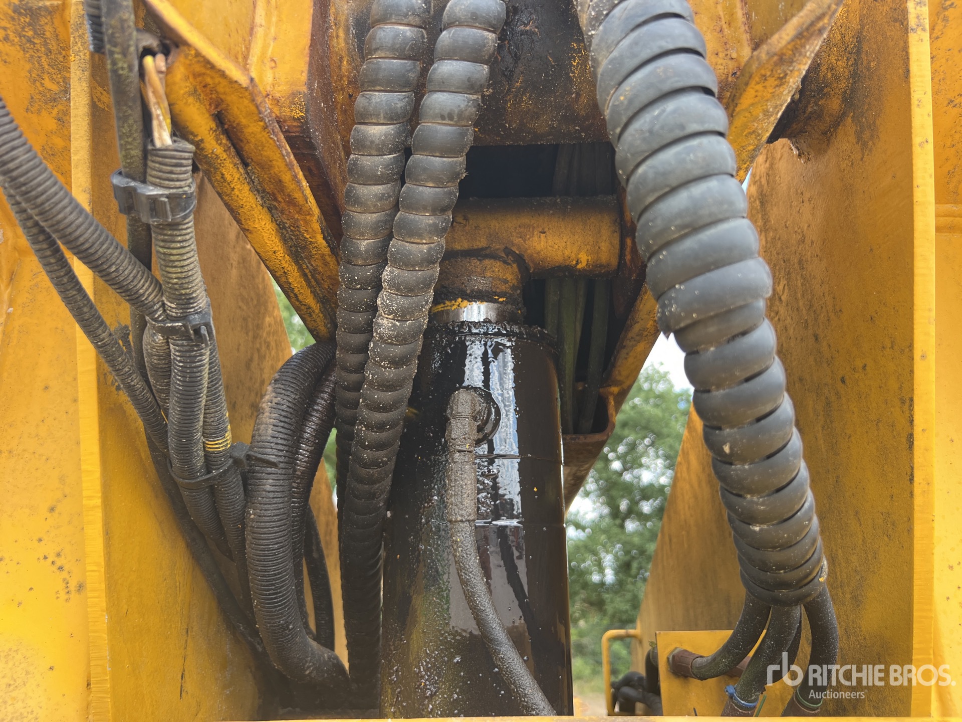 2001 Pinguely H23TPX