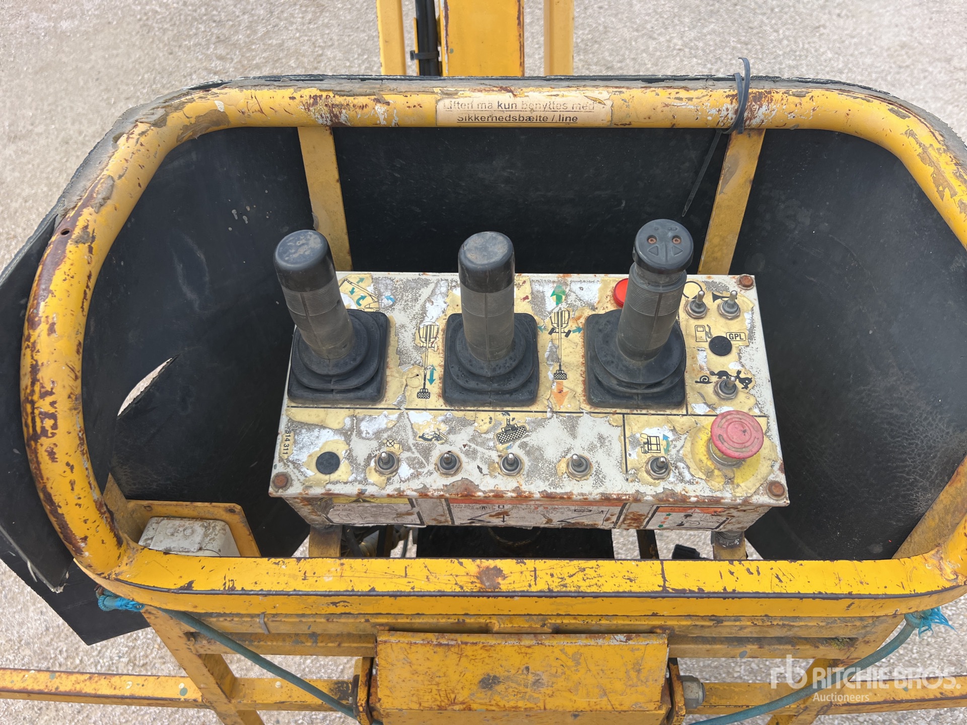 2001 Pinguely H23TPX