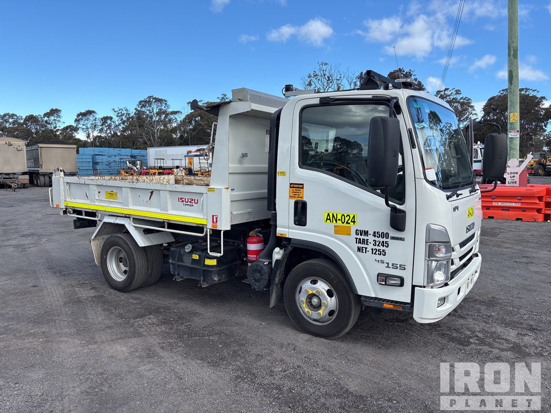 Photo of 2023 Isuzu NPR 45-155