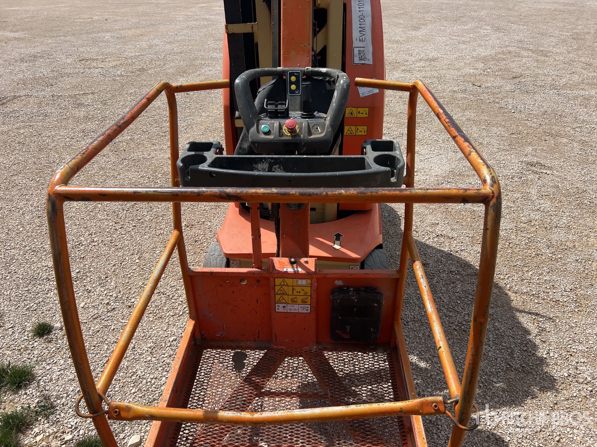 2011 JLG TOUCAN 10E